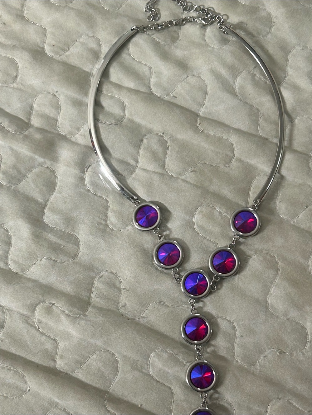 Set of 4 wonderful and beautiful necklaces